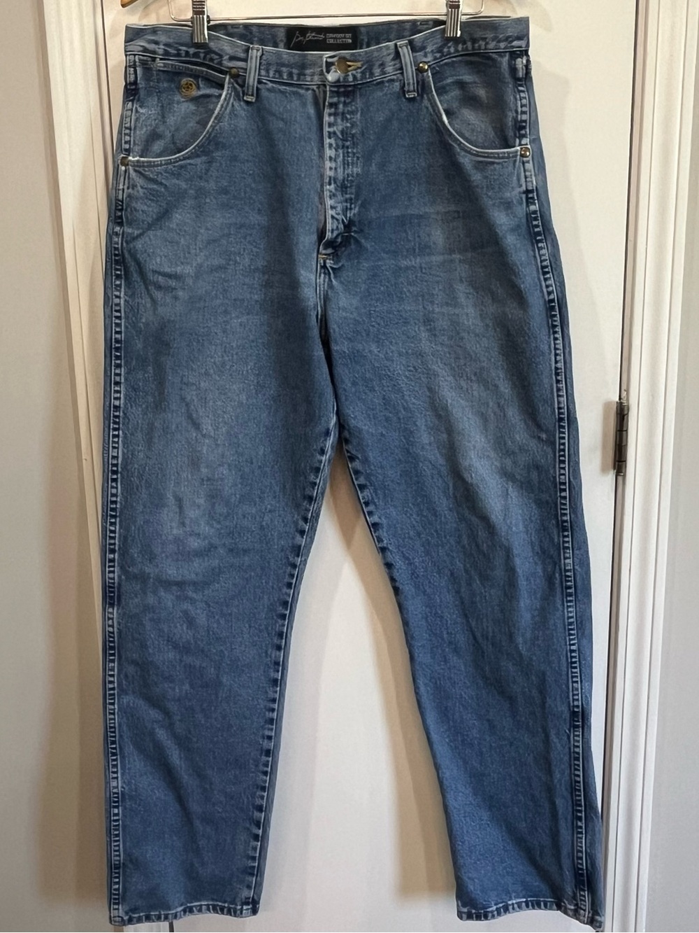 GUC 37 x 34 George Strait Men's Wrangler Denim Blue Jeans